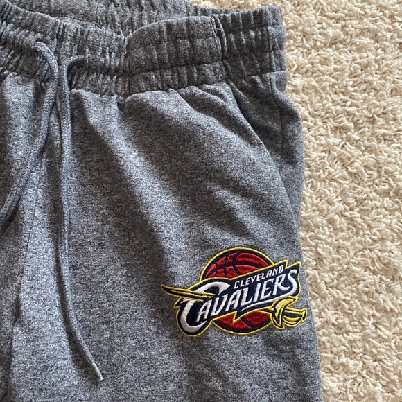 Cleveland Cavaliers Joggers - Picture 3 of 3